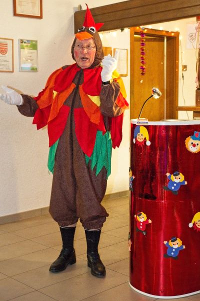 DSCF0312.jpg - Wanderfreunde Zornheim, Kreppelkaffee mit Kappensitzung in der Sportklause am 6. Februar 2018